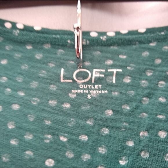 2 nice shirts size small - Picture 7 of 8